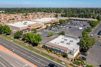 Plus de détails pour 7025-7095 N Marks Ave, Fresno, CA - Commerce de détail à louer