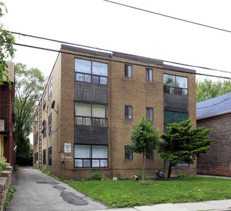 More details for 156 Barrington Ave, Toronto, ON - Multifamily for Sale