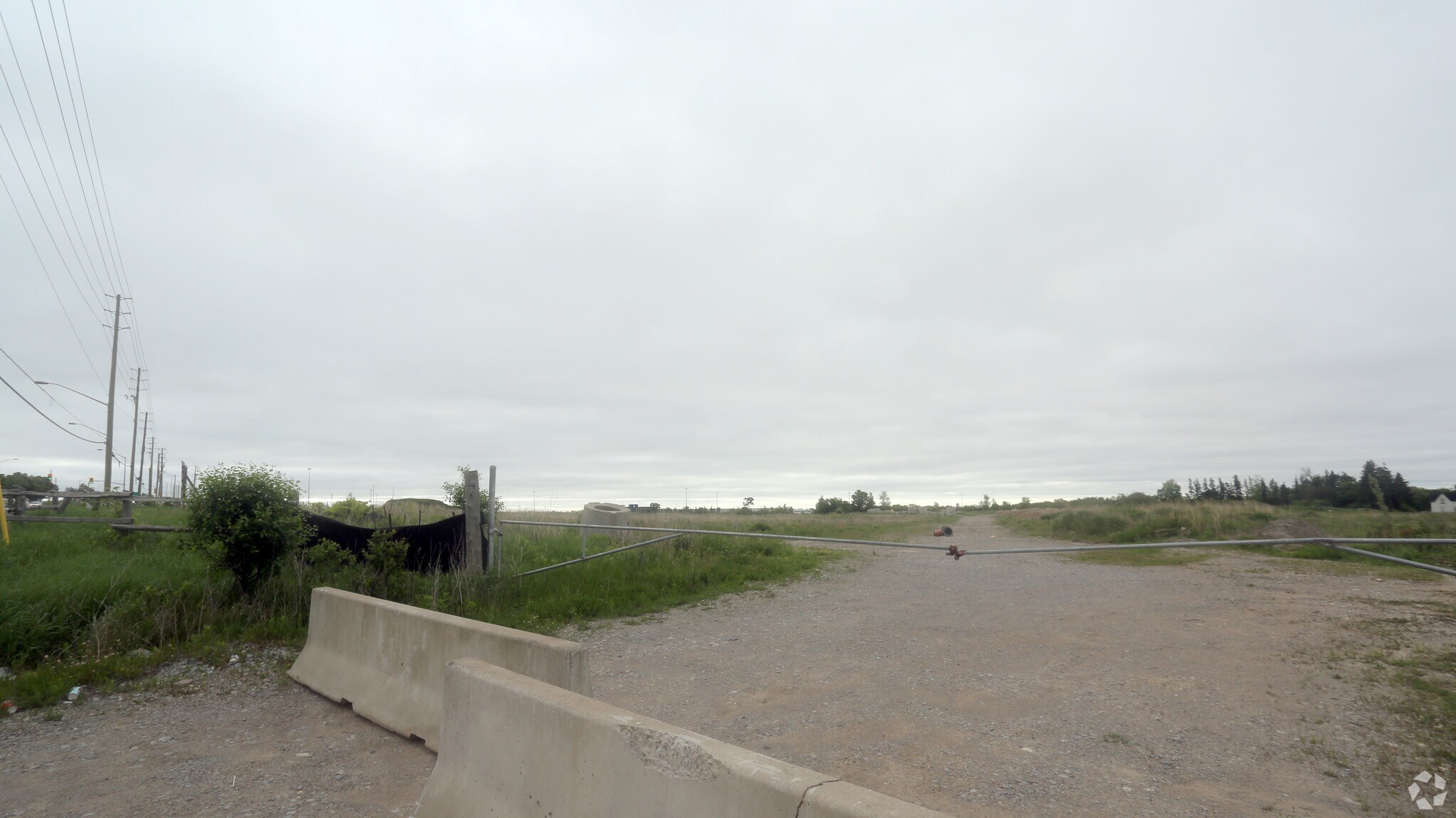 1621 Major Mackenzie Dr E, Richmond Hill, ON à vendre Photo principale- Image 1 de 1