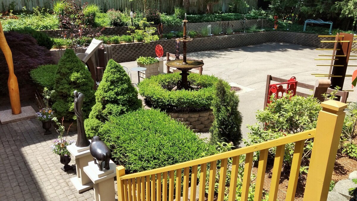 98 W Center St, Douglas, MI for sale Primary Photo- Image 1 of 9