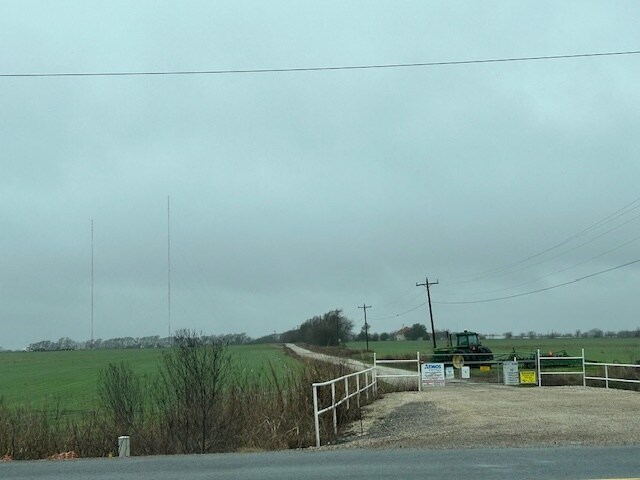 6611 County Road 409, McKinney, TX à vendre - Photo principale - Image 1 de 3