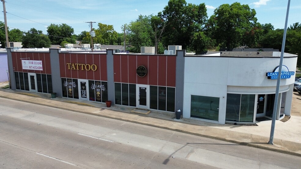 1715-1721 W Berry St, Fort Worth, TX à vendre - Photo du bâtiment - Image 3 de 16