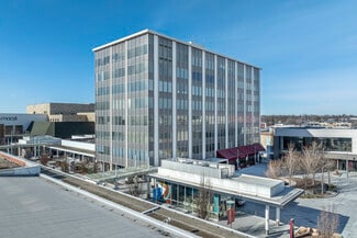 Plus de détails pour 100-120 Oakbrook Ctr, Oak Brook, IL - Bureau à louer