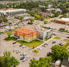 1070 Boul du Curé-Labelle, Blainville, QC for sale Interior Photo- Image 1 of 2
