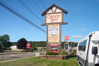 Plus de détails pour Retail Portfolio – à vendre, Newark, NY