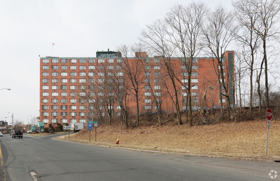 600-628 Asylum Ave, Hartford, CT à louer - Photo du bâtiment - Image 3 de 106