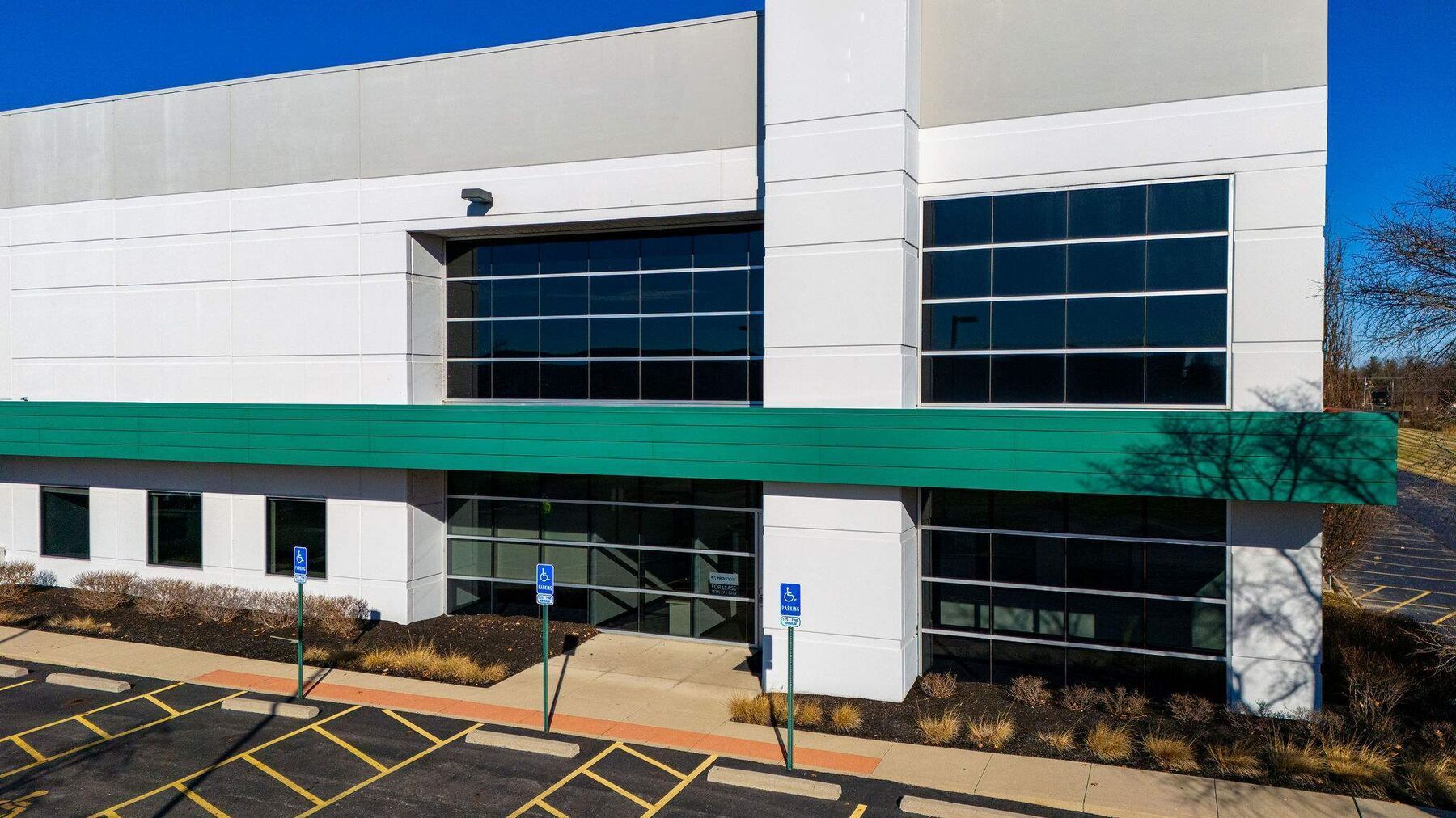 5820 Opus Dr, Groveport, OH for lease Building Photo- Image 1 of 4