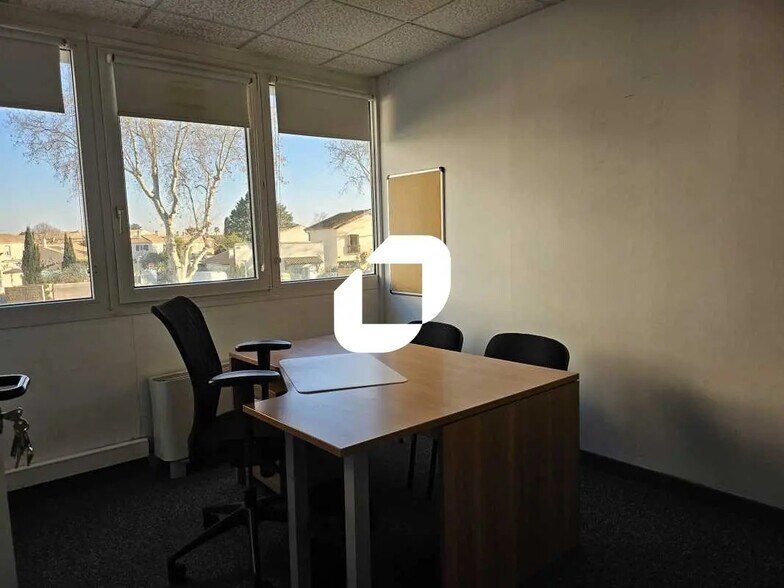 Office in Lattes for lease - Interior Photo - Image 3 of 16