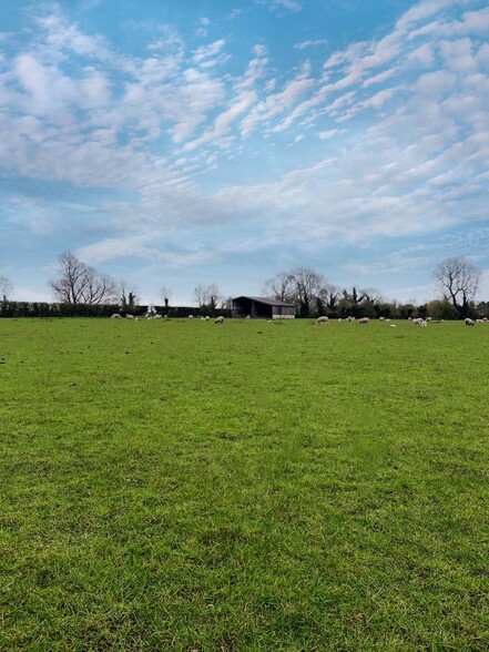 Hollywell Ferry Rd, Fen Drayton à vendre - Photo du bâtiment - Image 2 de 3