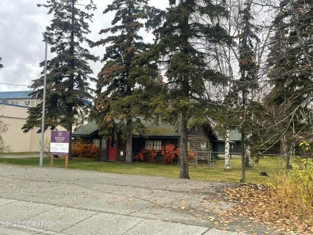 213 W Fireweed Ln, Anchorage, AK for sale - Building Photo - Image 3 of 14