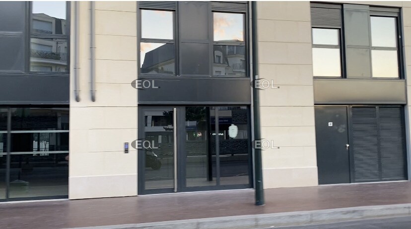 125 Avenue Du Général De Gaulle, Clamart à louer - Photo du bâtiment - Image 3 de 7