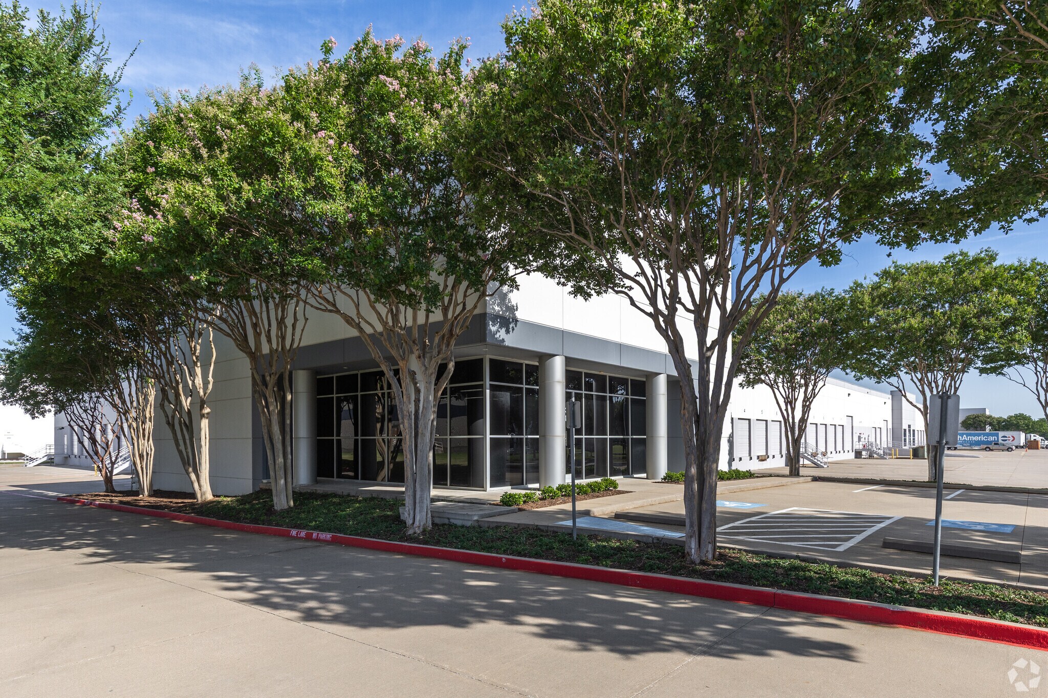 1011 N Royal Ln, Dallas, TX for sale Building Photo- Image 1 of 1