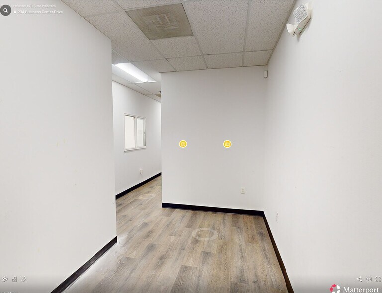 100-166 Business Center Dr, Reisterstown, MD à louer - Numérisation 3D de Matterport - Image 2 de 18