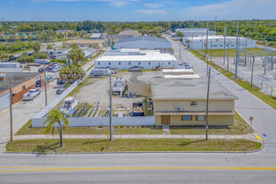 Office/Warehouse complex in Clearwater - Warehouse