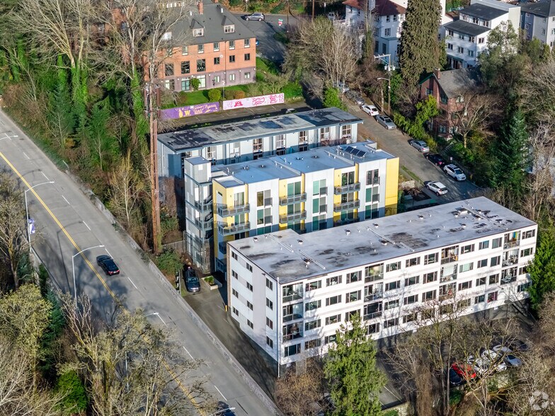 2249 NE 46th St, Seattle, WA à vendre - Photo principale - Image 1 de 18