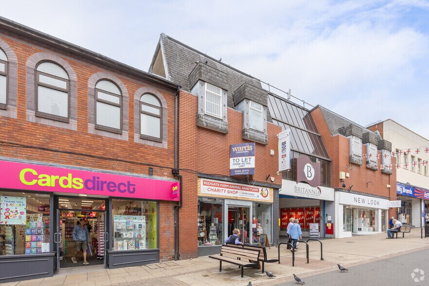 30 Castle St, Hinckley à louer - Photo du bâtiment - Image 2 de 2