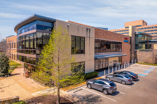 THR DCC Medical Office Building - Science de la vie