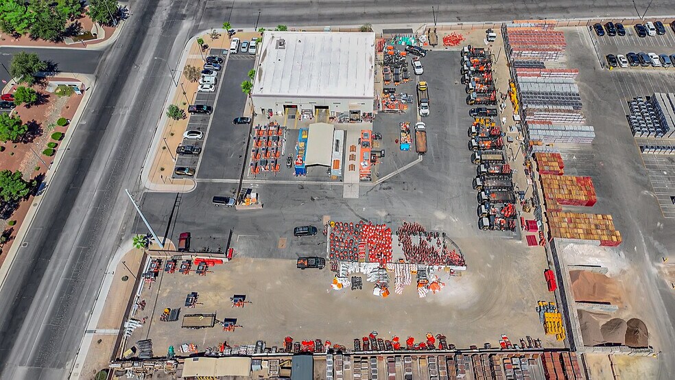 2980 Marion Dr, Las Vegas, NV à louer - Photo du bâtiment - Image 3 de 8