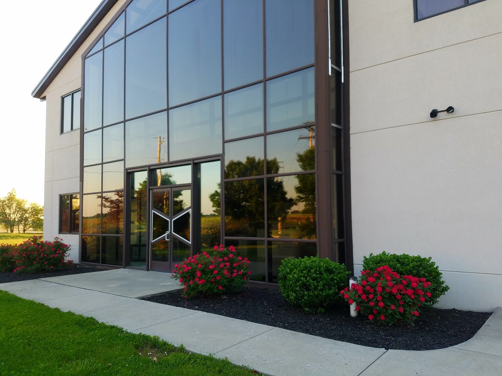 206 W Kendig Rd, Willow Street, PA for lease Building Photo- Image 1 of 16