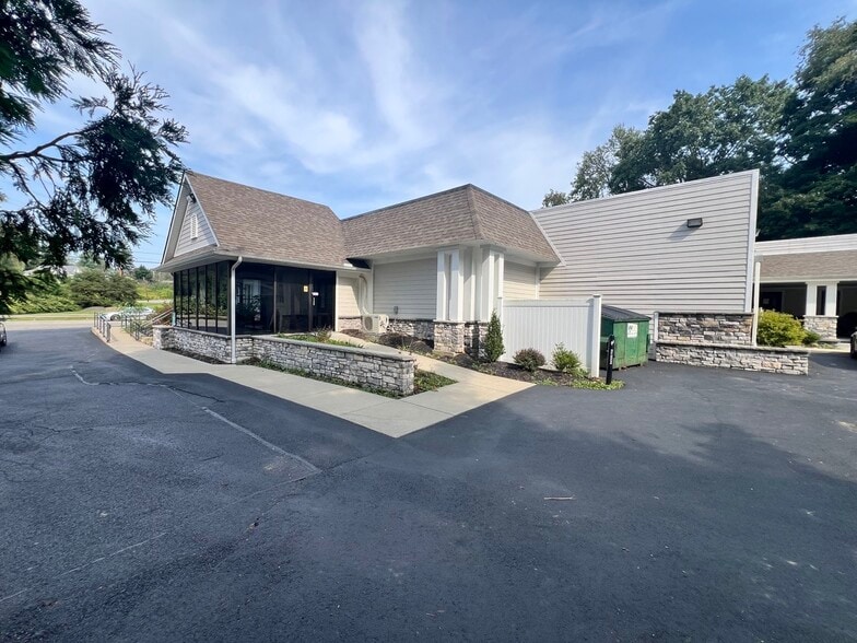 1610 N Main St, Butler, PA for lease - Building Photo - Image 2 of 4