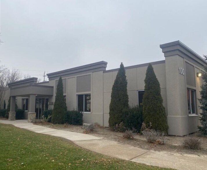 2215 Huron Church Rd, Windsor, ON for sale - Building Photo - Image 1 of 1