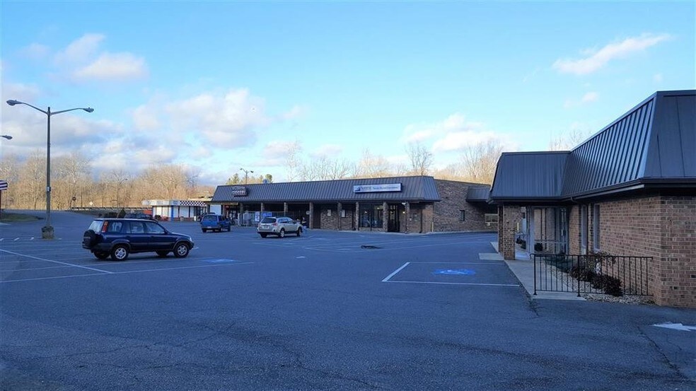 23 Scenic Hwy, Churchville, VA à vendre - Photo du bâtiment - Image 2 de 3