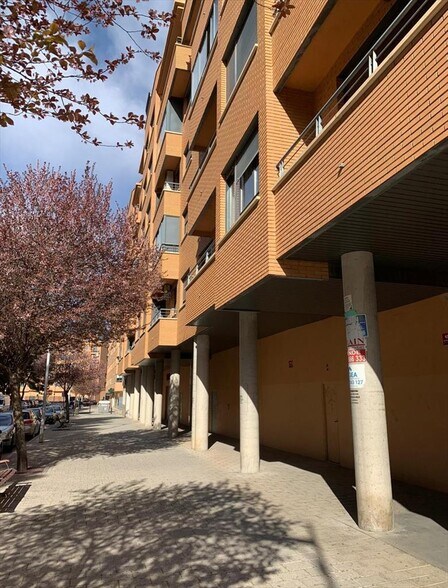 Calle Elisa Piqueras Lozano, Albacete, Albacete à vendre - Photo du bâtiment - Image 3 de 5