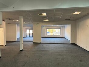 Eastbourne Rd, Blindley Heath for lease Interior Photo- Image 2 of 2