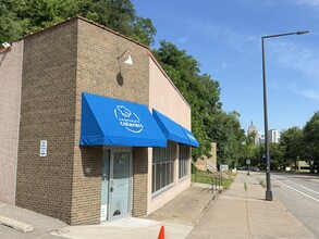 385 Wabasha St S, Saint Paul, MN for lease Building Photo- Image 2 of 11