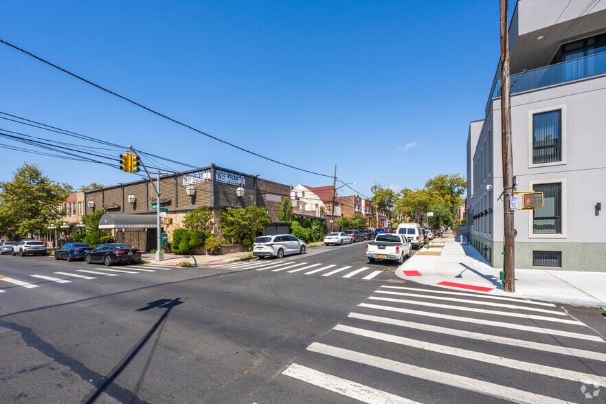59 Avenue U, Brooklyn, NY for sale - Building Photo - Image 2 of 5
