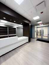 1980 SE Blue Pky, Lee's Summit, MO for lease Interior Photo- Image 1 of 4