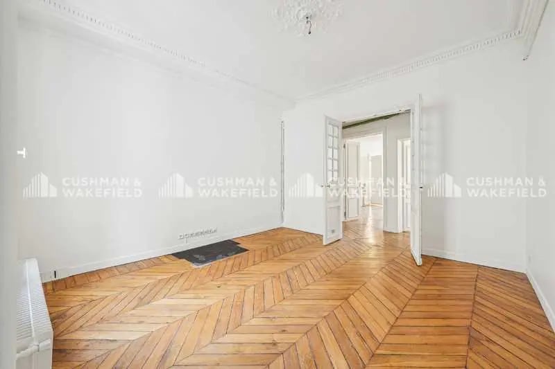 13 Rue Yves Toudic, Paris à louer - Photo intérieure - Image 2 de 22