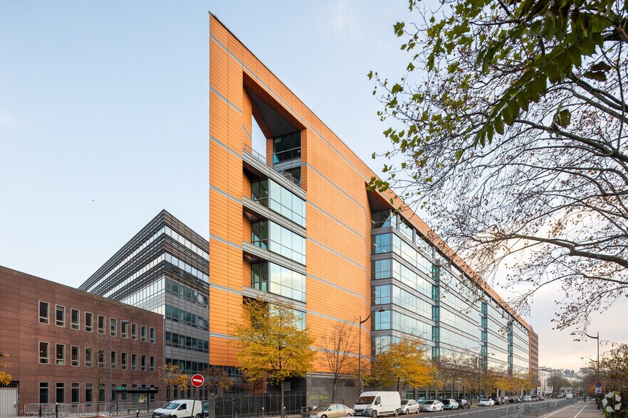 Bureau dans Montreuil à louer - Photo du bâtiment - Image 2 de 6