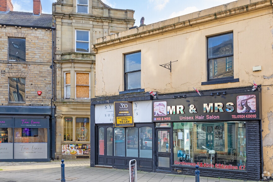 21 Westgate, Dewsbury à louer - Photo du bâtiment - Image 2 de 2