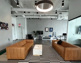 13485 Veteran's Way, Orlando, FL à louer Photo intérieure- Image 2 de 5