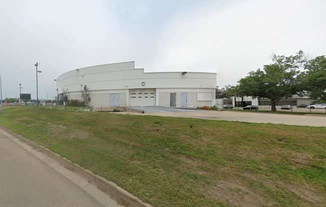 More details for 17250 Stony Plain Rd, Edmonton, AB - Retail for Lease