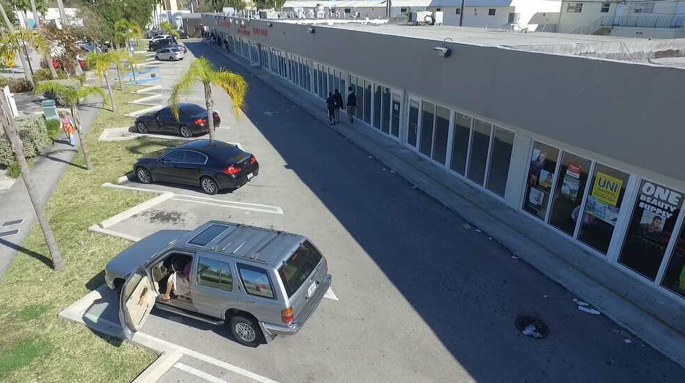 1540-1560 NE 165th St, Miami, FL for lease - Aerial - Image 3 of 4