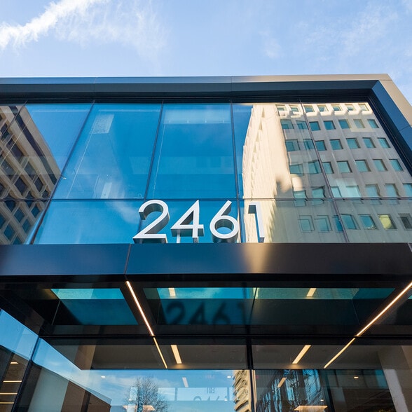 2461 S Clark St, Arlington, VA for lease - Building Photo - Image 2 of 17
