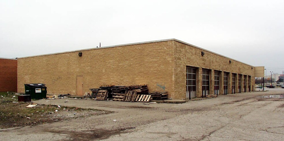 4635 Northfield Rd, Cleveland, OH à louer - Autre - Image 3 de 34