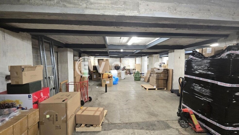Flex in Ivry-sur-Seine for sale - Interior Photo - Image 2 of 5