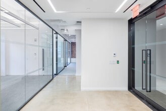 1 Rockefeller Plaza, New York, NY for lease Building Photo- Image 2 of 14