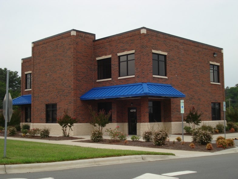 4310 Physicians Blvd, Harrisburg, NC for lease - Primary Photo - Image 1 of 3