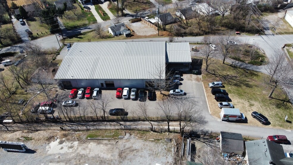 Dunn/Gladstone Portfolio portfolio of 5 properties for sale on LoopNet.ca - Building Photo - Image 3 of 6