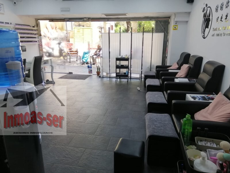 Retail in Barcelona, Barcelona for lease Interior Photo- Image 1 of 7