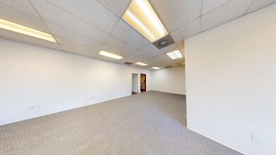 13741 Danielson St, Poway, CA for lease Interior Photo- Image 2 of 5
