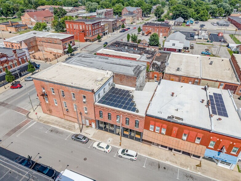 6 S Division St, Du Quoin, IL à vendre - Photo du bâtiment - Image 2 de 19