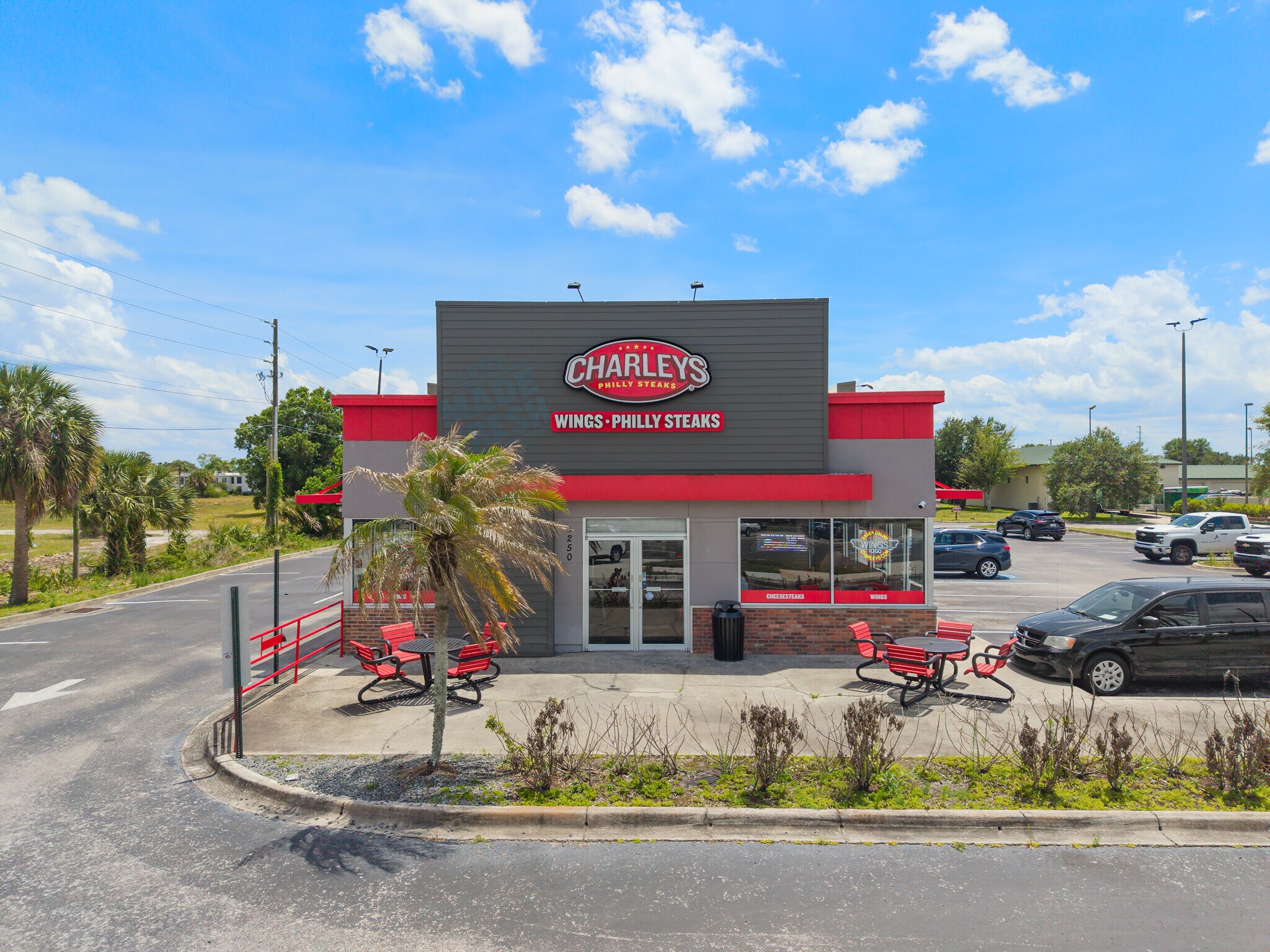 3250 W Vine St, Kissimmee, FL for sale Primary Photo- Image 1 of 30
