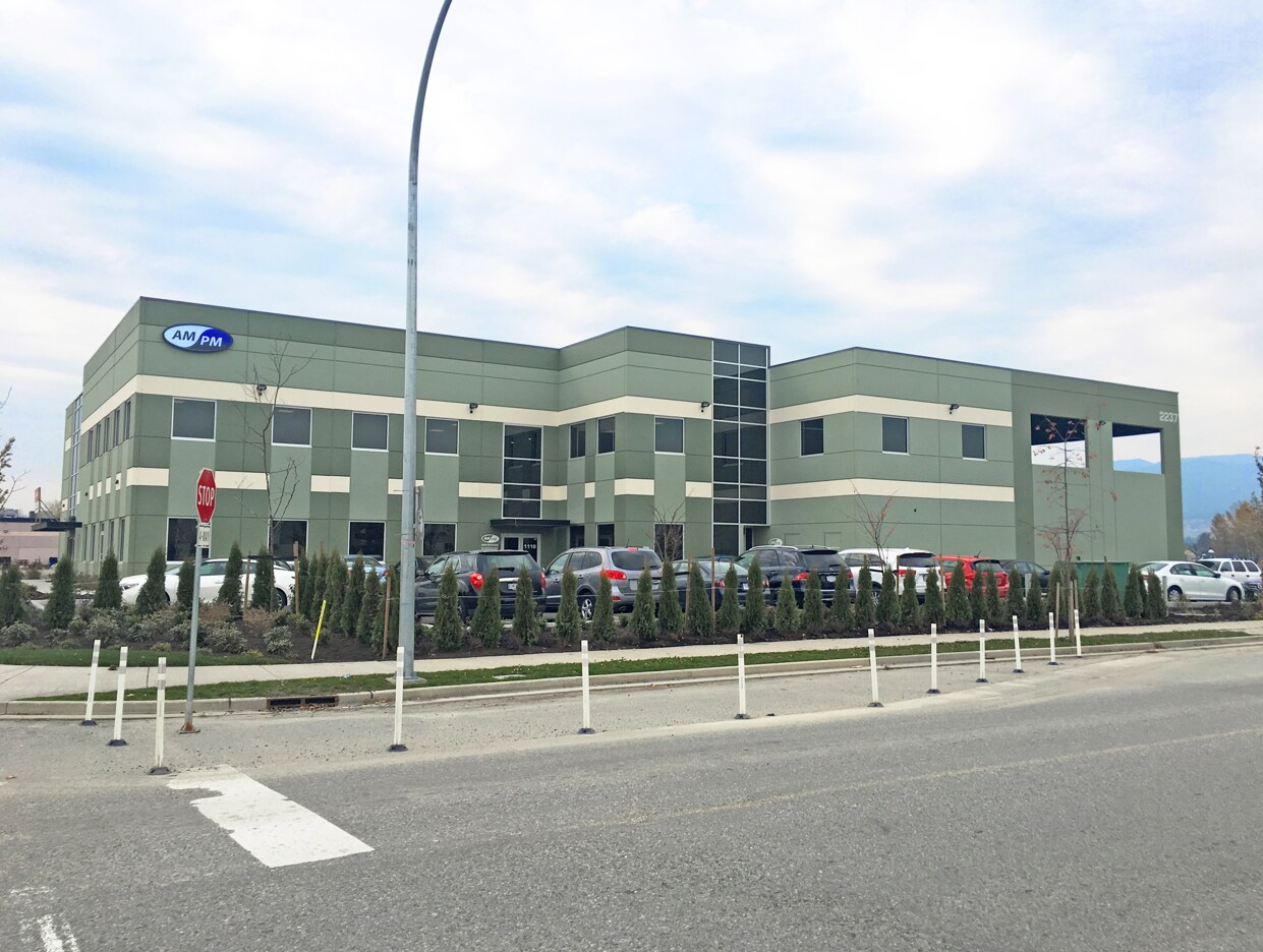 2237 Hawkins St, Port Coquitlam, BC à vendre Photo du bâtiment- Image 1 de 1
