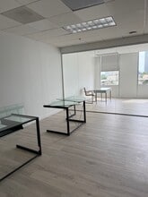9737-9777 Wilshire Blvd, Beverly Hills, CA for lease Interior Photo- Image 2 of 3