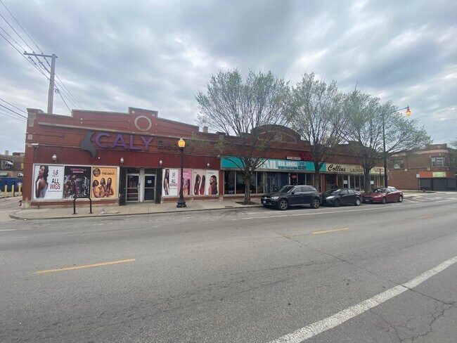 Plus de détails pour 424 E 71st St, Chicago, IL - Commerce de détail à vendre